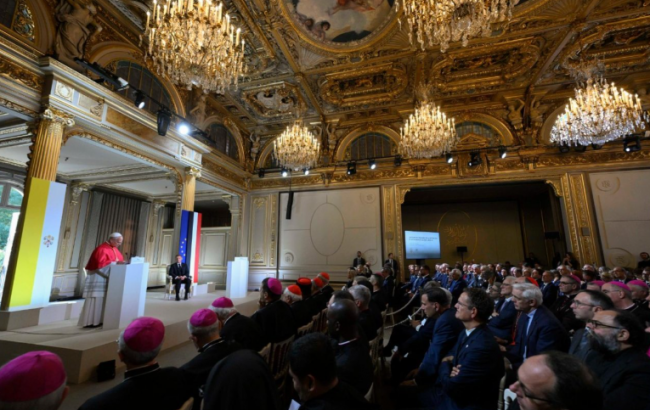 Papa na França: proteger a vida e promover a paz, que não é equilíbrio de forças
