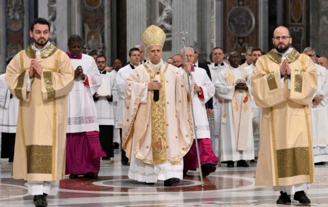 Papa na Missa do Crisma: renovar o sim a Jesus exige unidade para trazer a paz