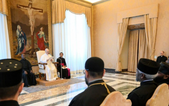 O Papa: quando desarmamos nossos corações, crescemos na caridade