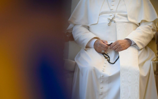 Papa: implorar piedade e não se acusar mutuamente nos conflitos